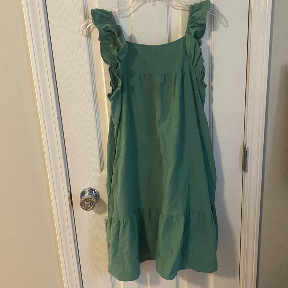 LAST CHANCE Universal Thread green button front flutter sleeve dress - Picture 5 of 6